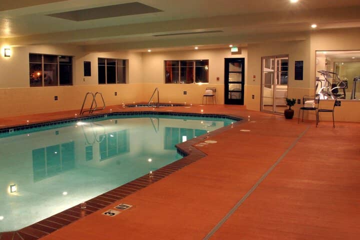 Pool 33 of 41
