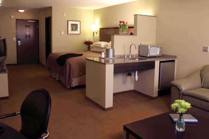 Room 11 of 41