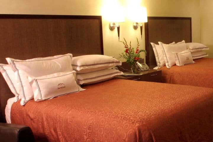 Room 4 of 41